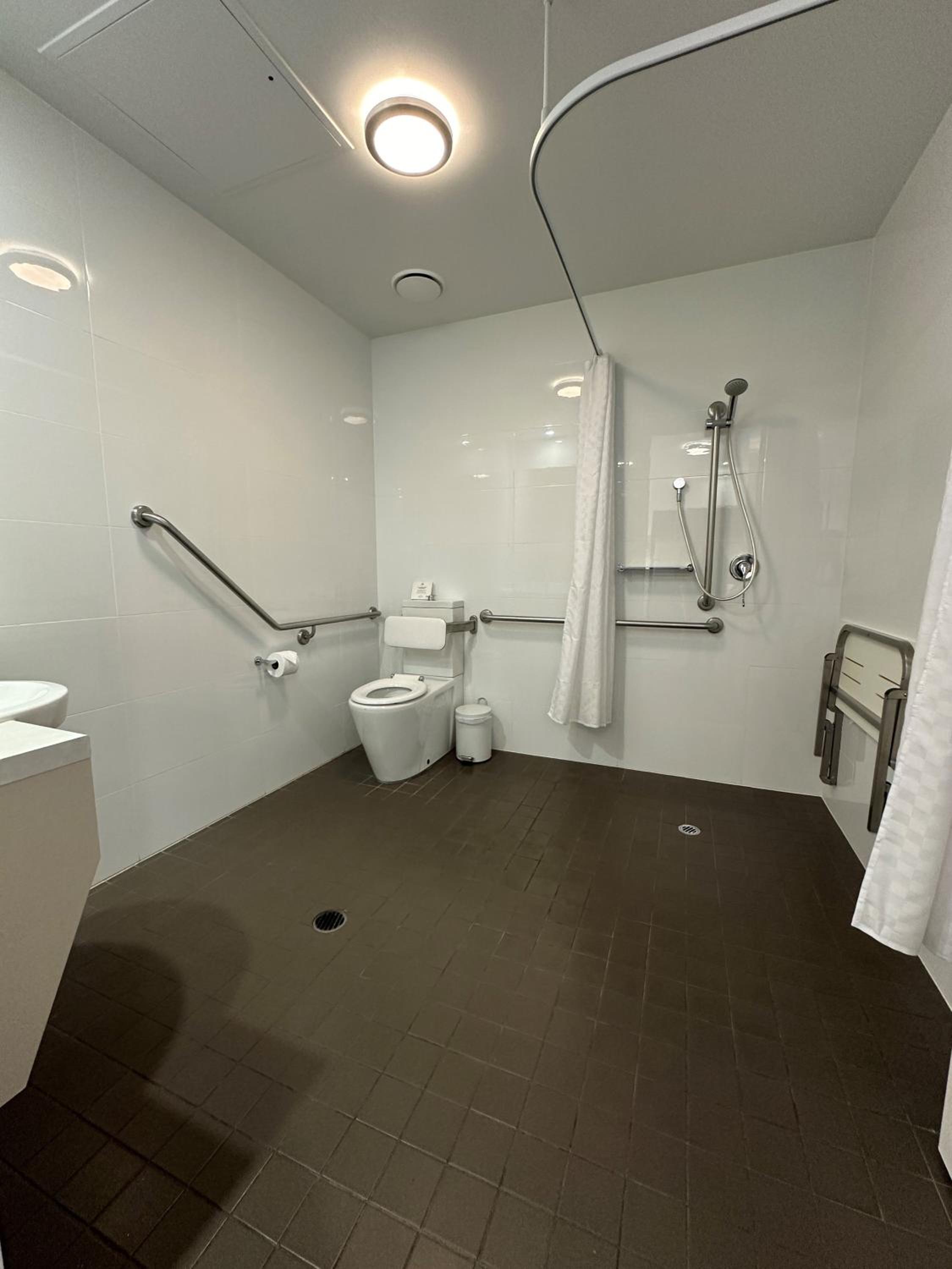 Фото Quest King William South