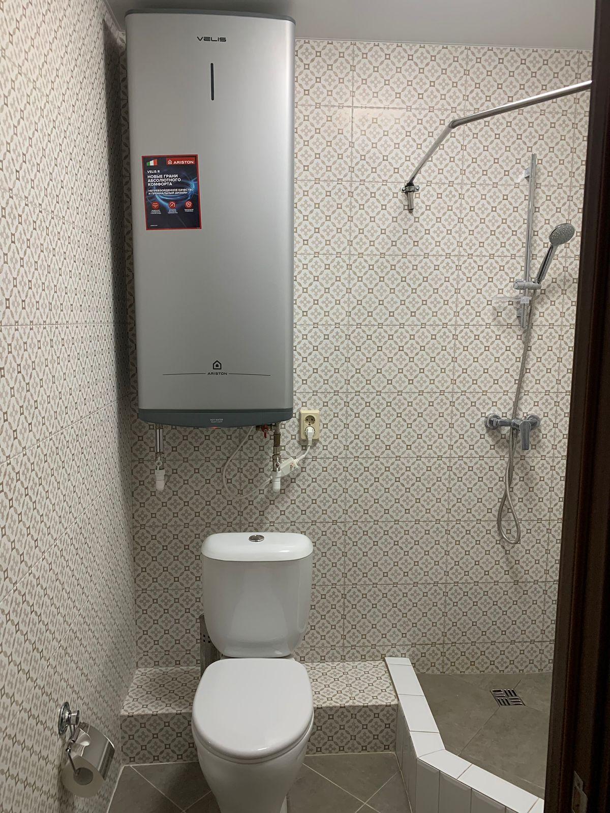 Фото Бирюзовый