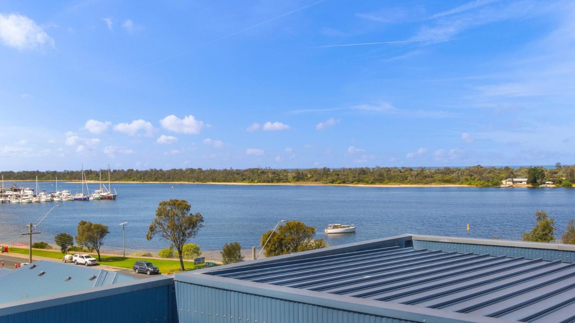 Фото The Esplanade Resort and SPA