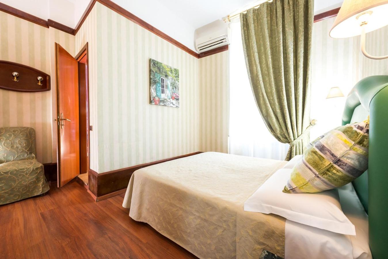 Фото Hotel Mirò