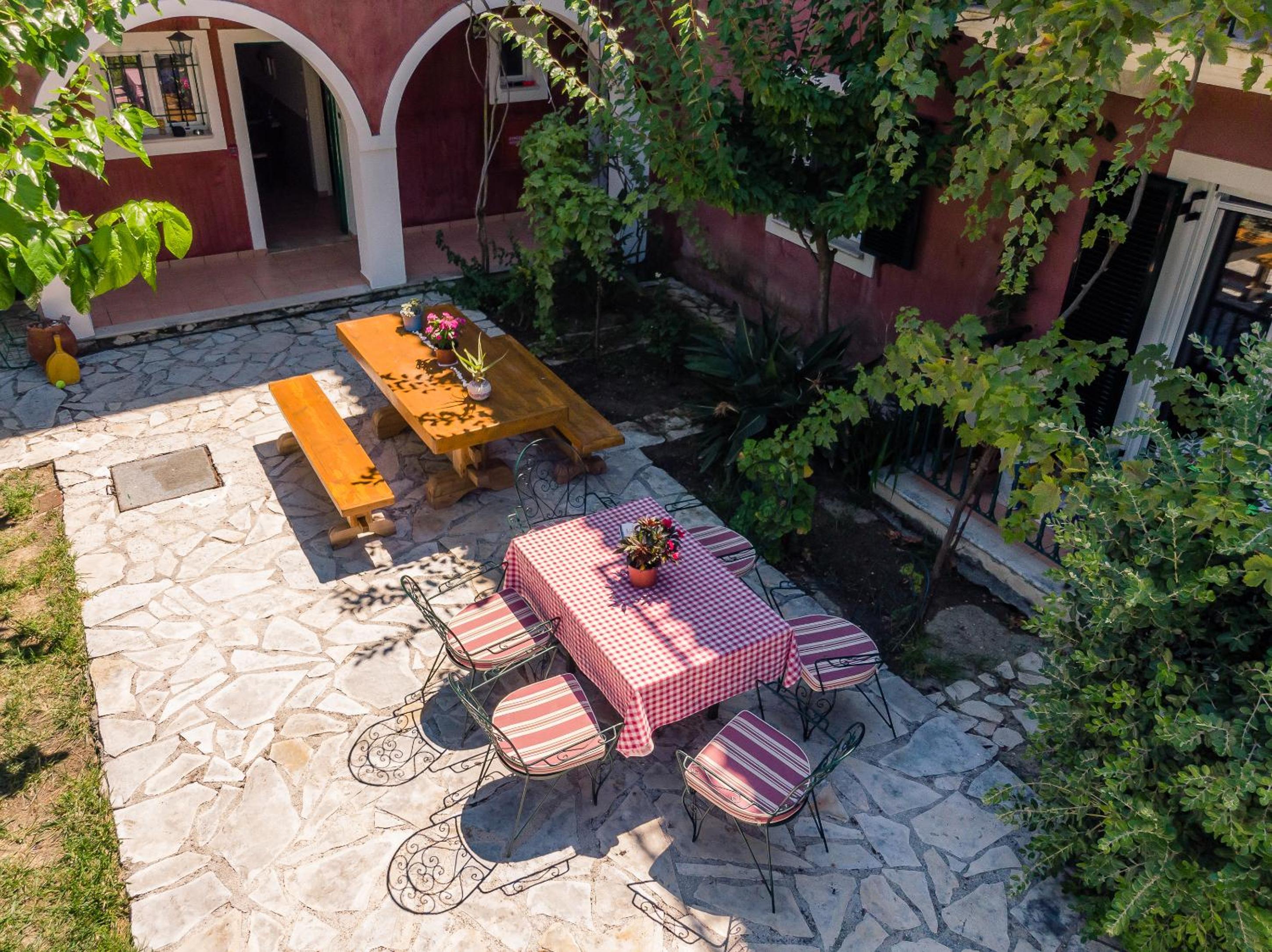 Фото Villa Liofyto Apartments