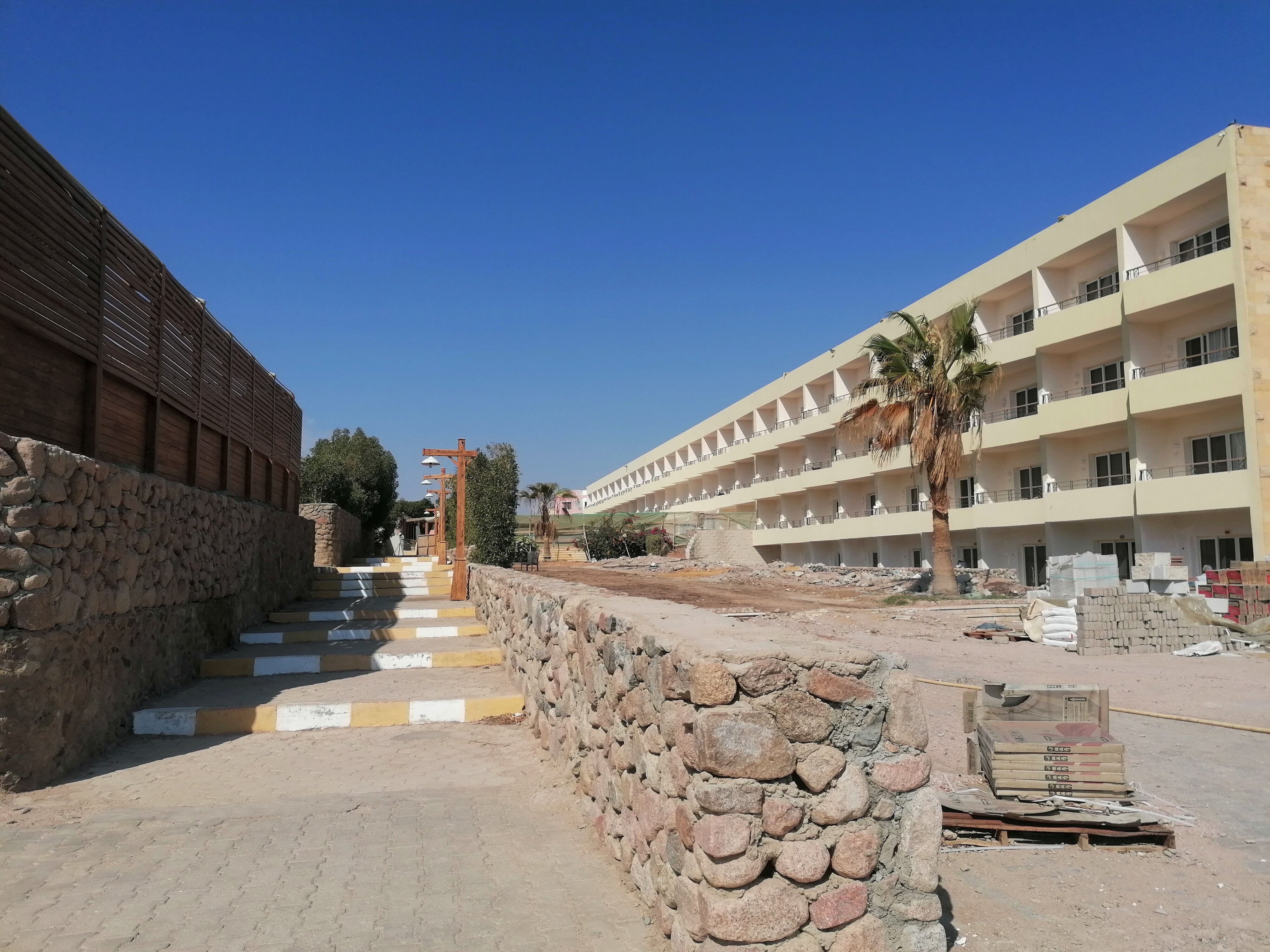 Фото Amwaj Oyoun Resort