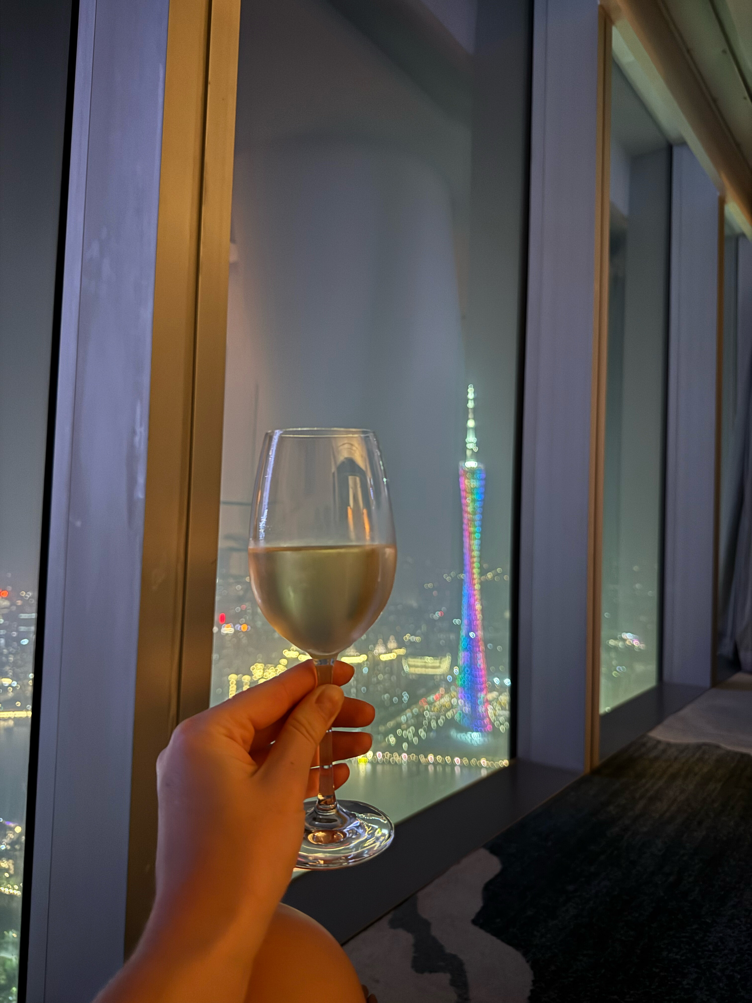 Фото Four Seasons Hotel Guangzhou