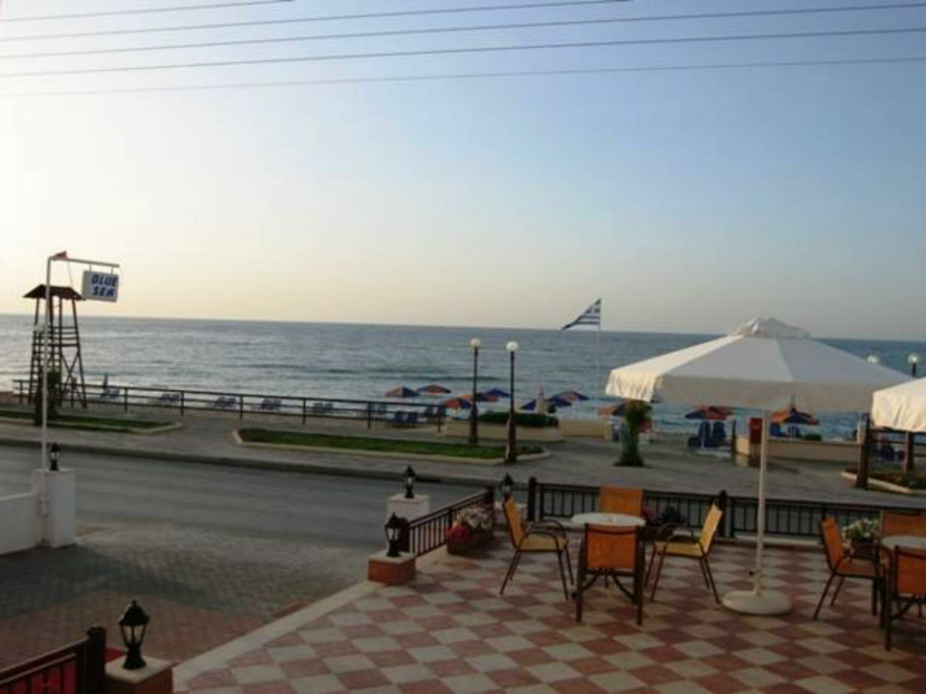 Фото Blue Sea Apartments