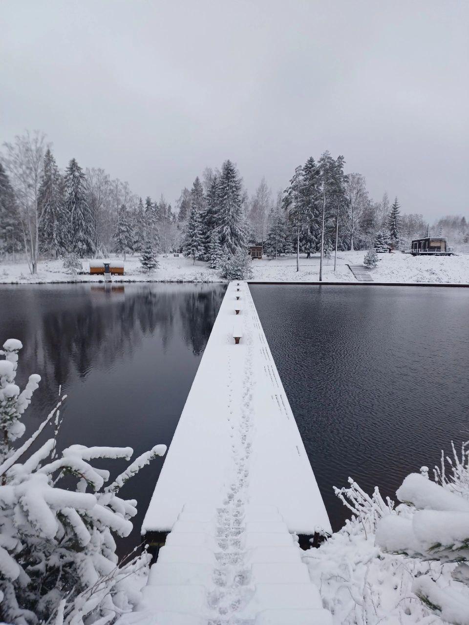 Фото Стеклянный