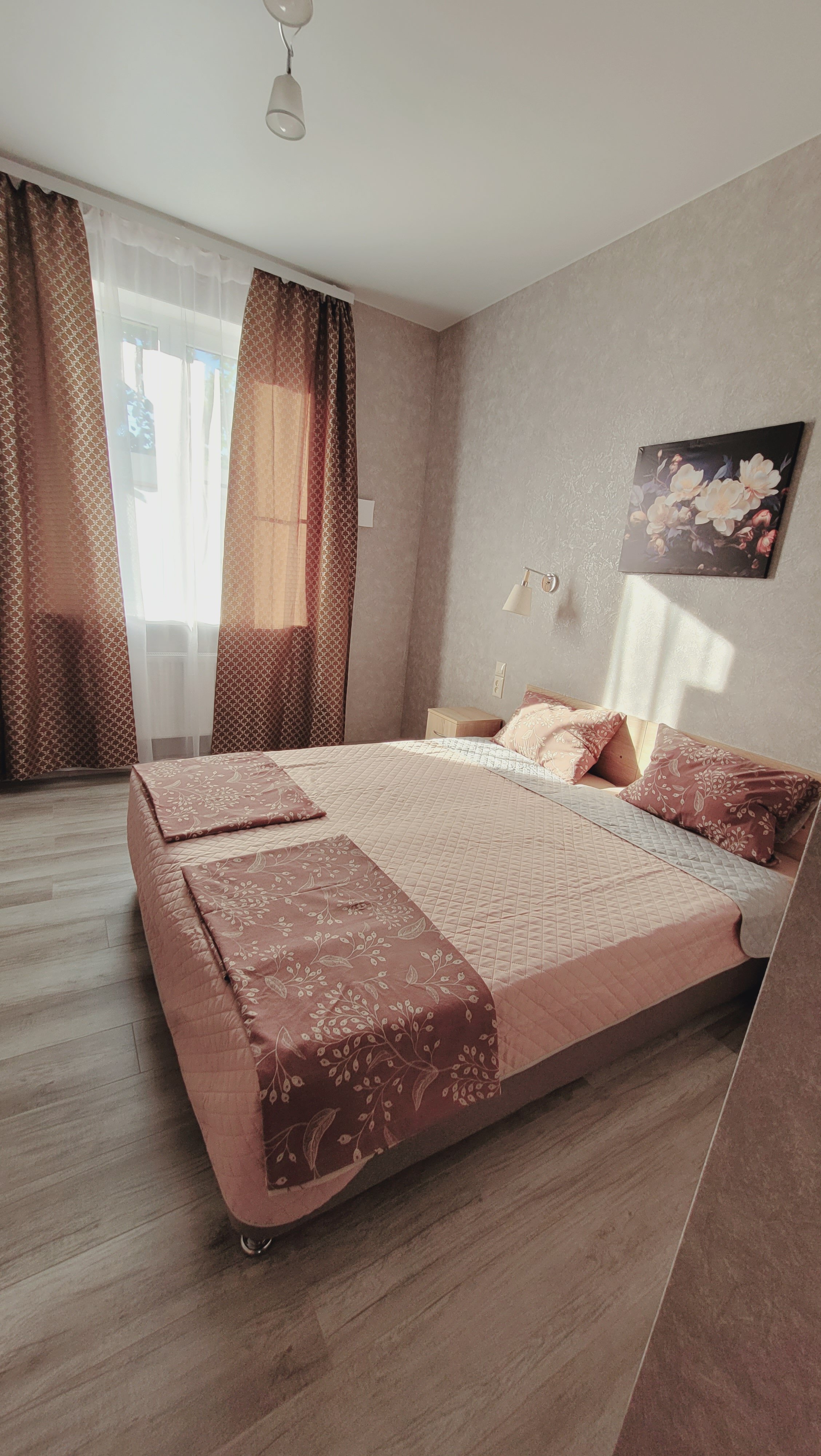 Фото Морелес