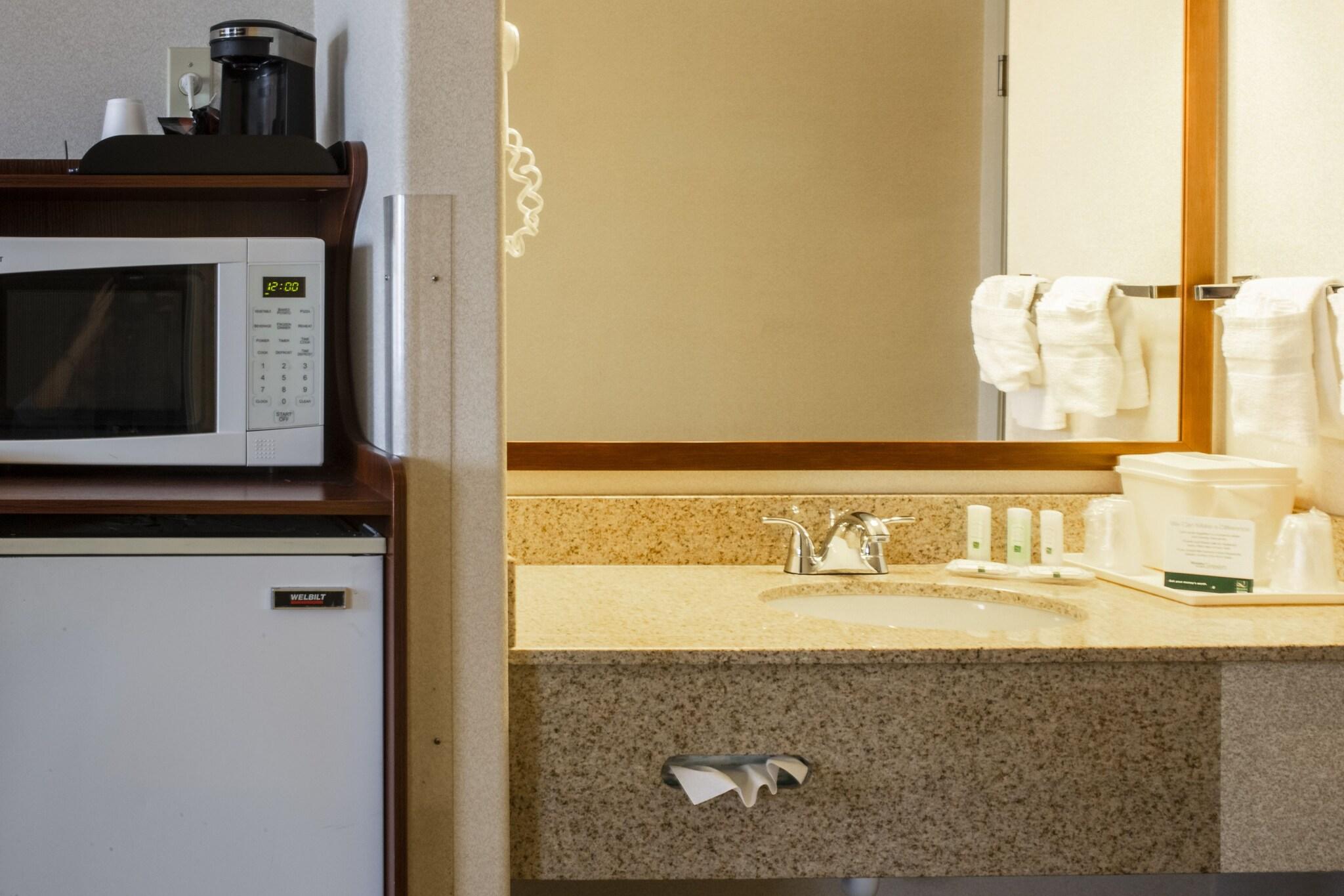 Фото Quality Inn Delta Gateway to Rocky Mountains