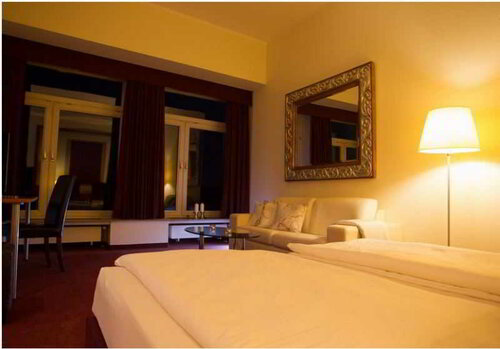 Гостиница Hotel am Rhein - Wesseling в Весселинге