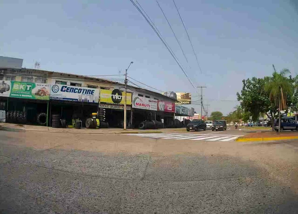 Tires and wheels Cencotire, Santa Cruz de la Sierra, photo