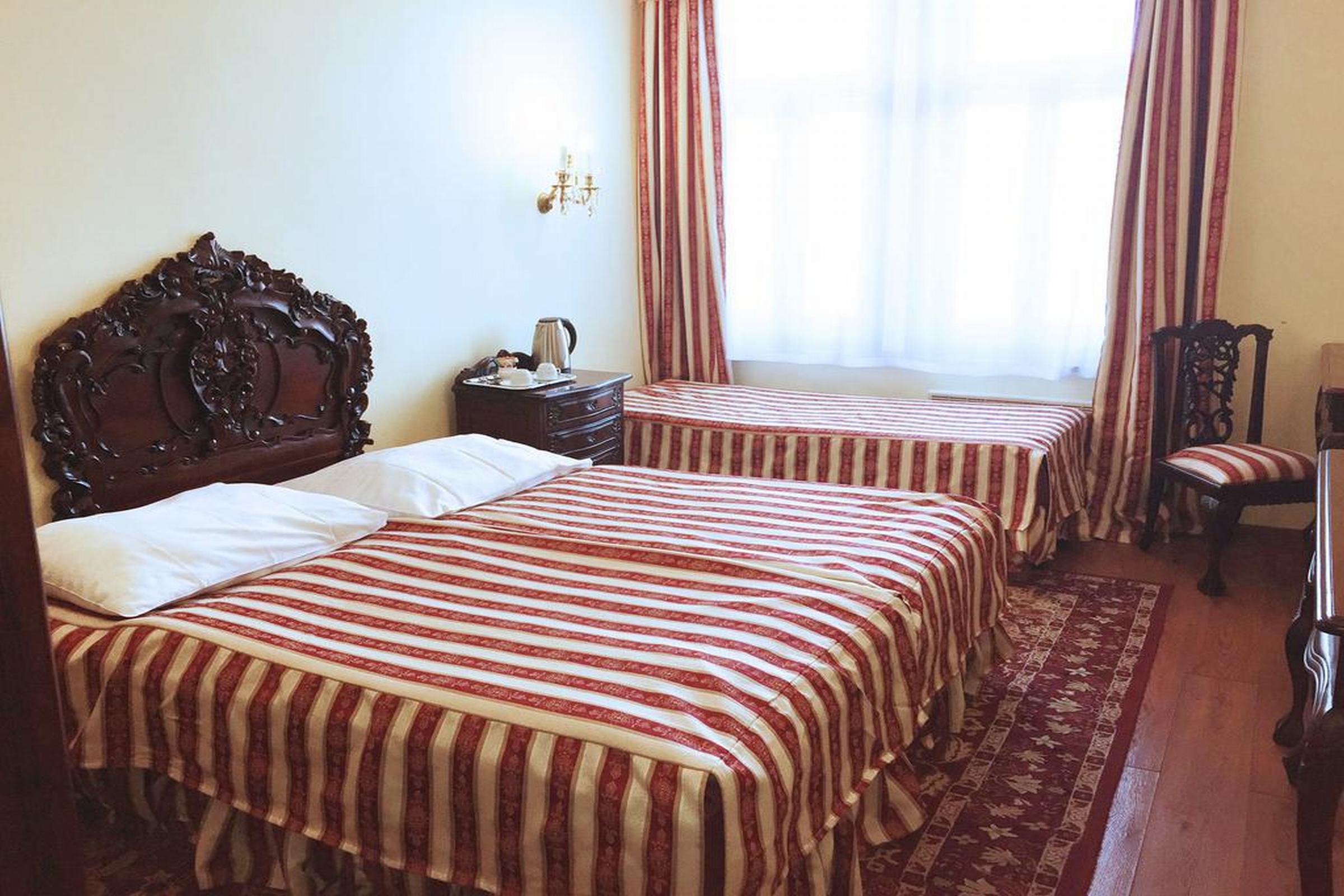 Фото отеля 4