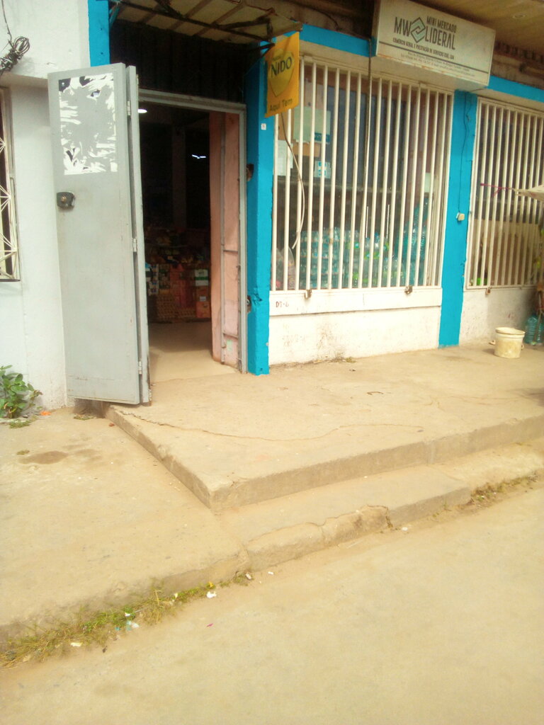 Department store MW lideral, Loanda, photo