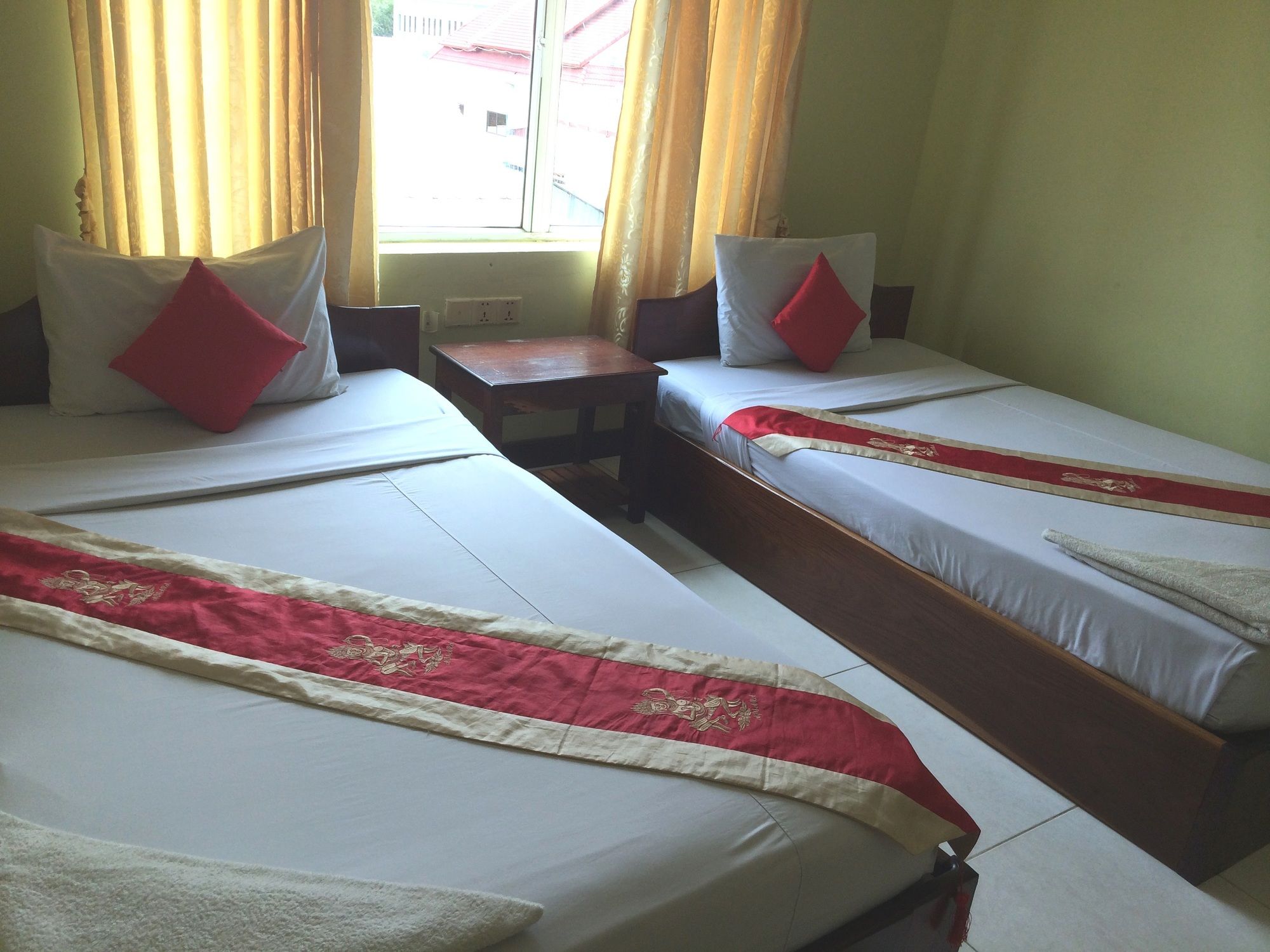 Фото Side Walk Never Die