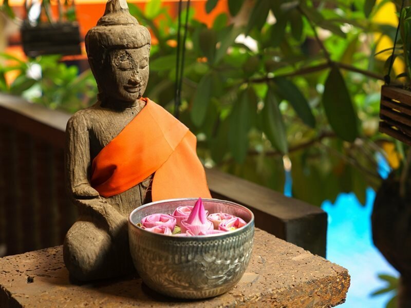 Фото Golden Temple Hotel