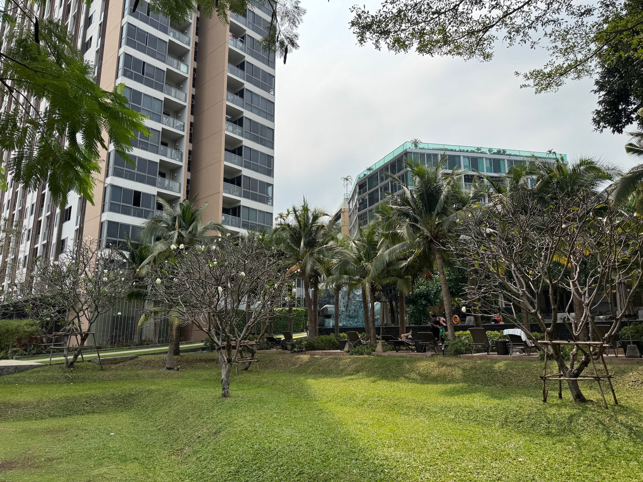 Фото Unixx Pattaya Private Residence and Resort