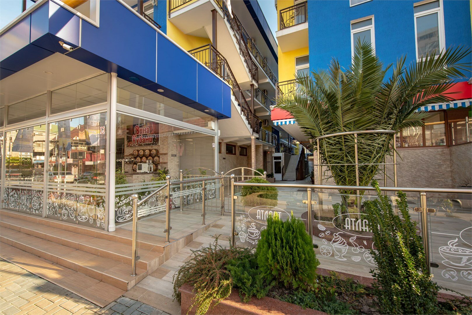 Фото отеля 1