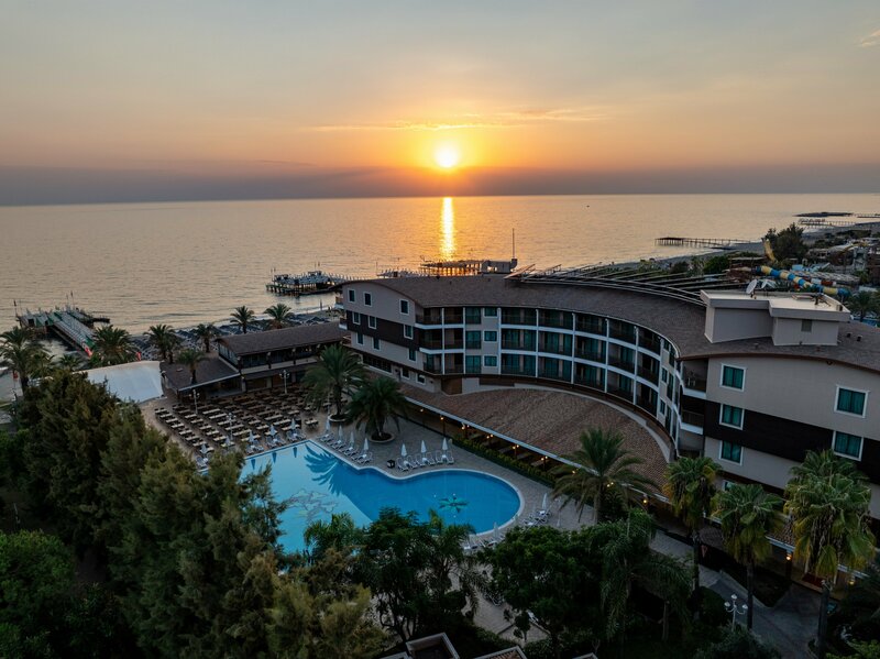 Гостиница Quattro Family Club Dem Hotel в Конаклы