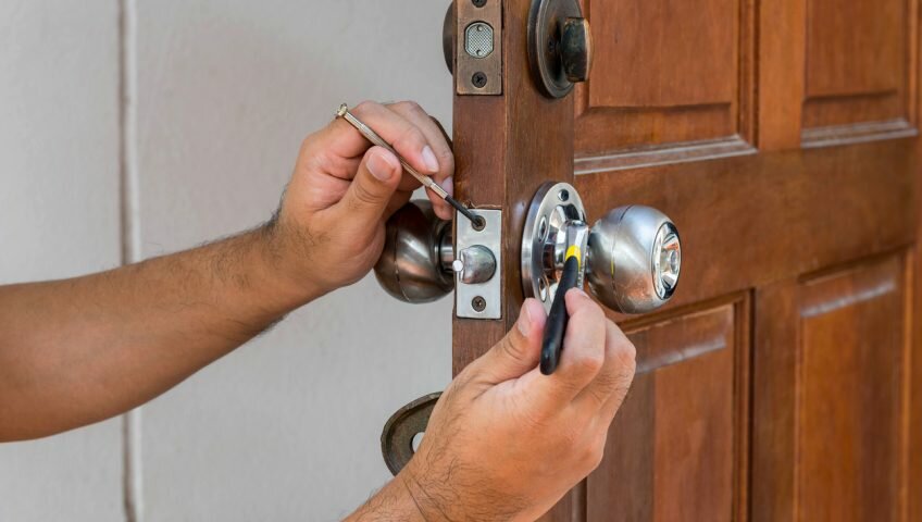 Locks installation, repair, opening Varsak Locksmith Selcuk, Antalya, photo