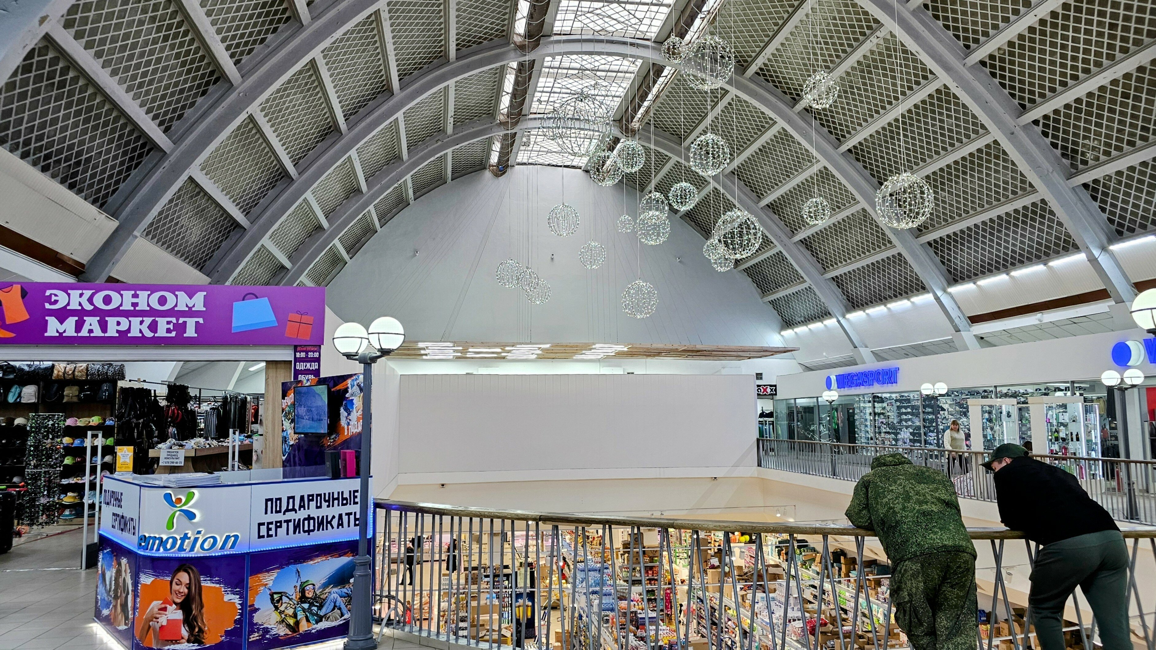 Ресей шоу-бизнес жұлдыздарының порно галереясы