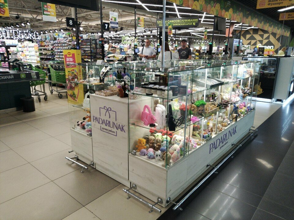 Gift and souvenir shop Padarunak, Mogilev, photo