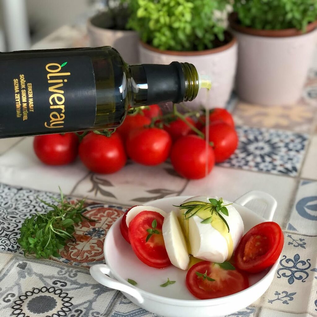 Grocery Oliveray, Istanbul, photo