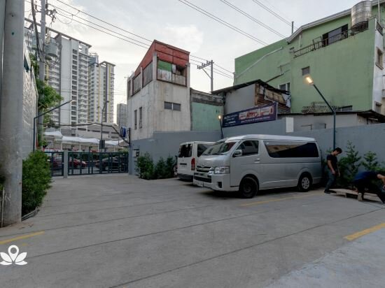 Фото IHotel Uptown Bgc