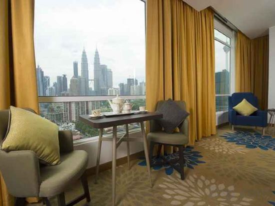 Фото Tamu Hotel & Suites Kuala Lumpur