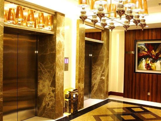 Фото Central Park Tower Resort