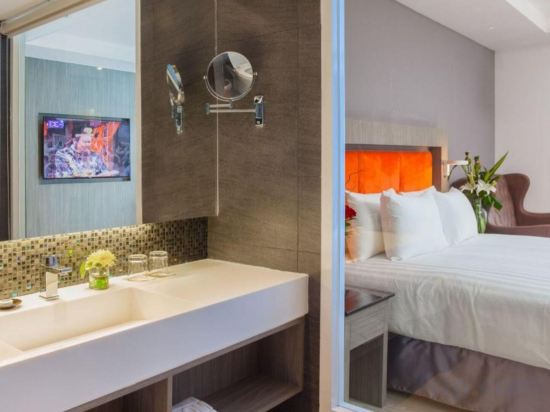 Фото Grand 5 Hotel & Plaza Sukhumvit Bangkok