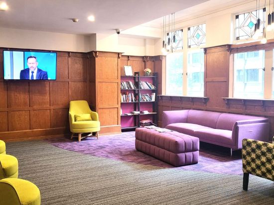 Фото Ibis Styles Kingsgate