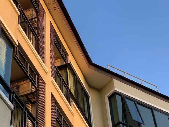 Фото The Xym Hotel