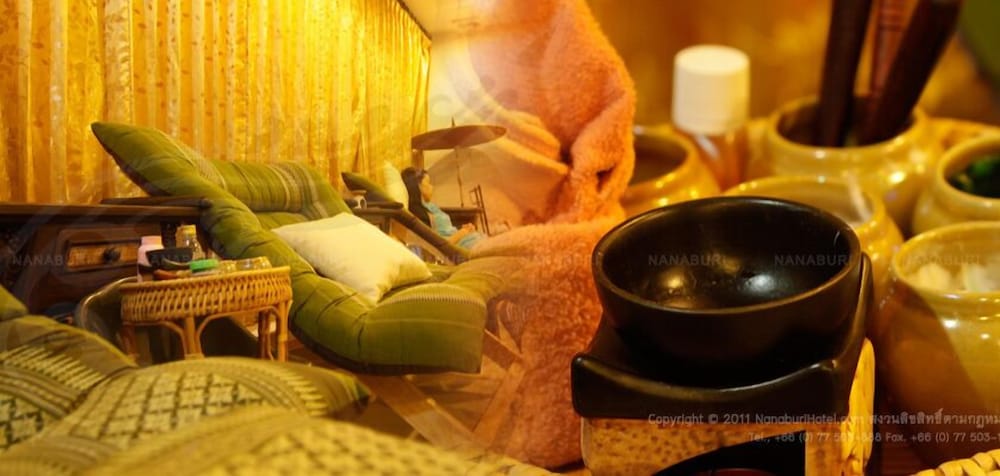 Фото Nana Buri Hotel
