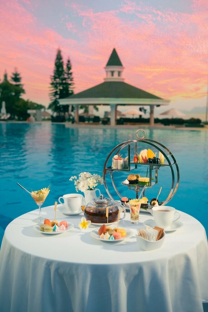 Hotel Vinpearl Resort & SPA Ha Long, Ha Long, photo