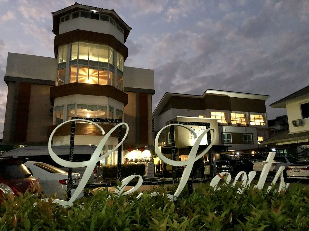 Hotel Hotel Le Lerts Living, Khon Kaen, photo