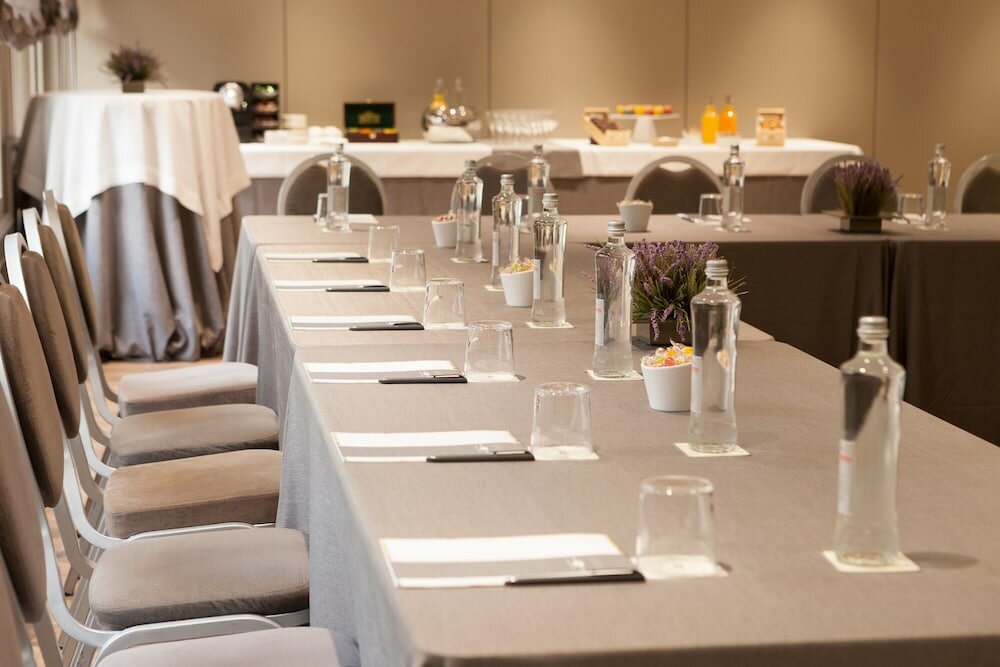 Фото Hotel Molina Lario