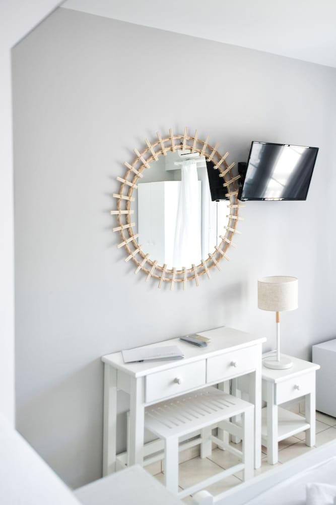 Фото Akra Morea Hotel & Residences