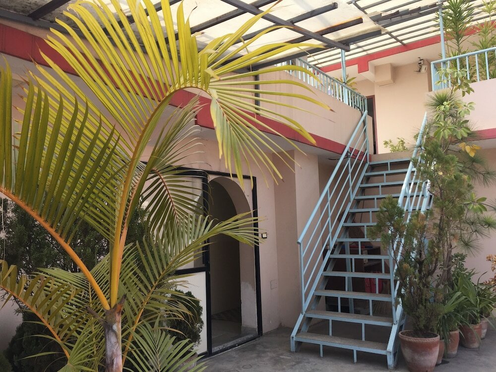 Фото Hotel Serenity