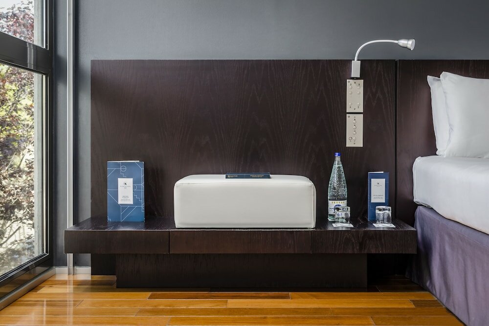 Фото Ikonik Angli