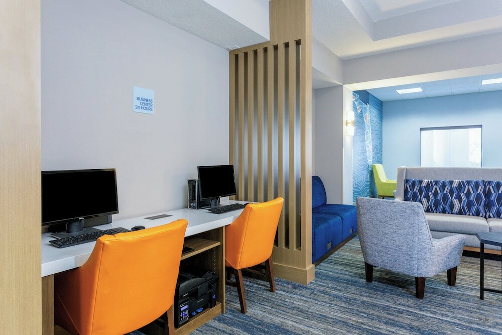 Фото Holiday Inn Express Hotel & Suites Ocoee East, an Ihg Hotel
