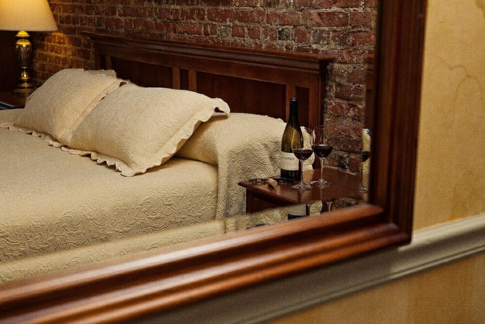 Фото Penn's View Hotel