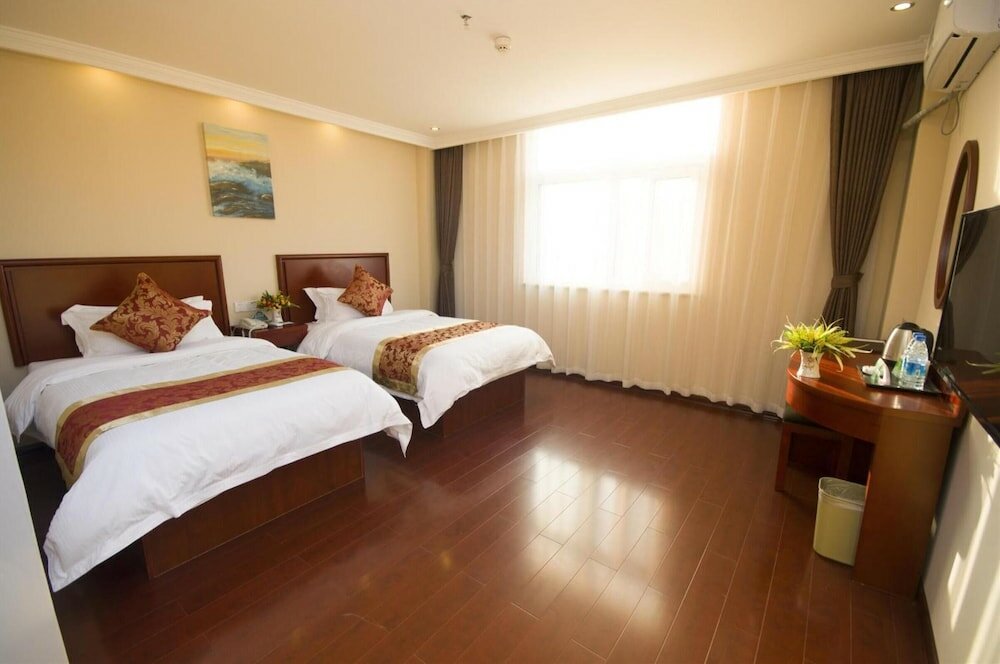 Фото GreenTree Inn Kunming Chenggong University City Hsr Station Shilin Street Express Hotel