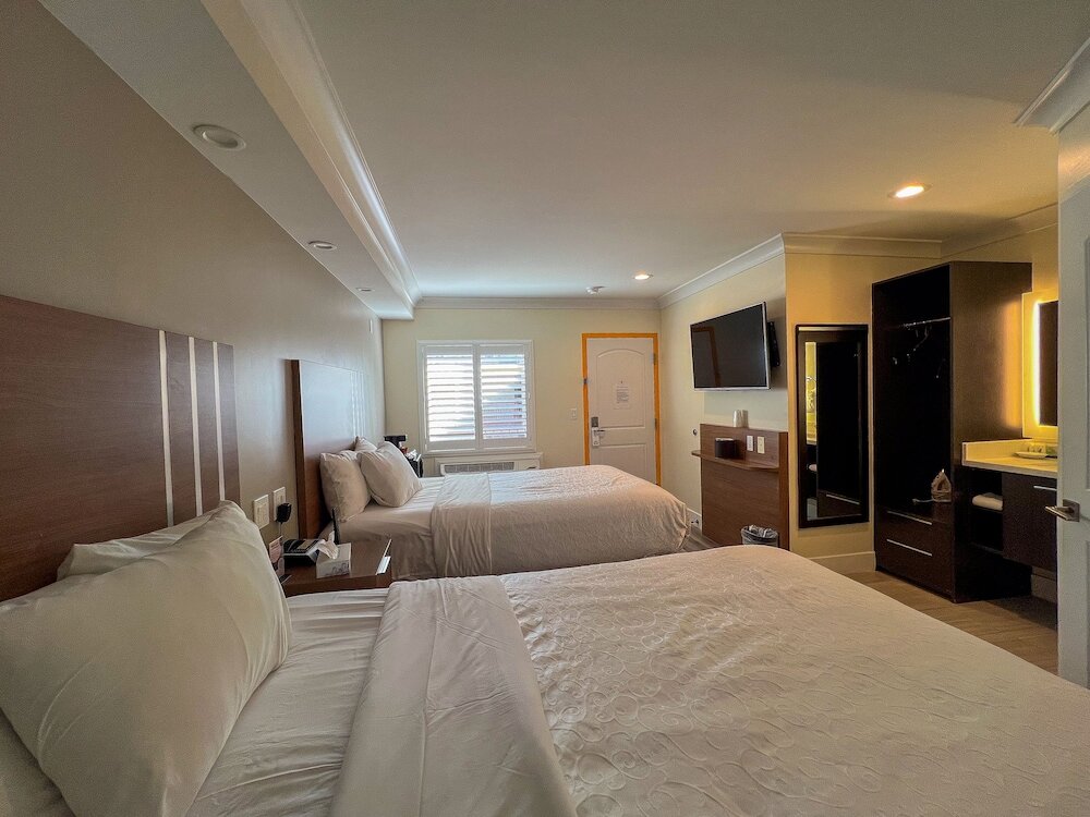 Фото Greenwich Inn