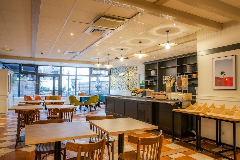 Фото Ibis Paris Porte d'Orléans