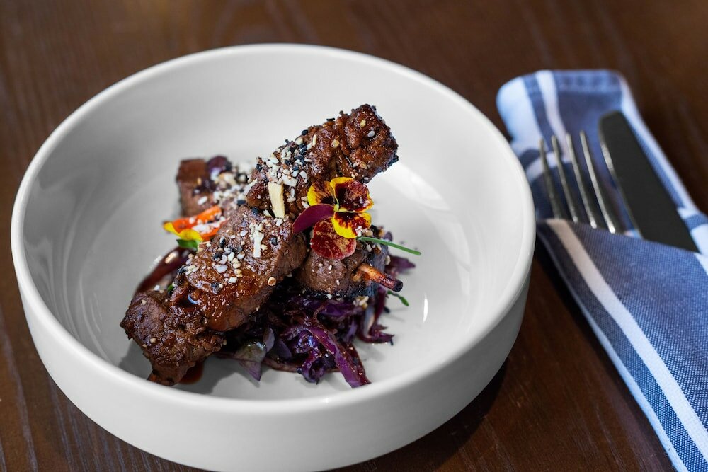 Фото The Delaney Hotel