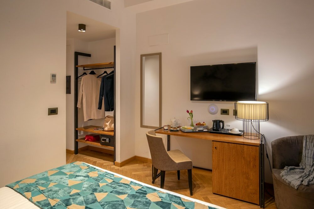 Фото Navona Essence Hotel