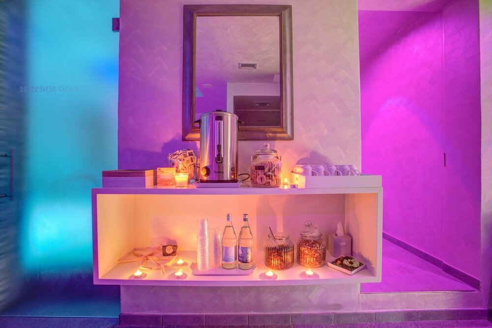 Фото Ferretti Beach Hotel