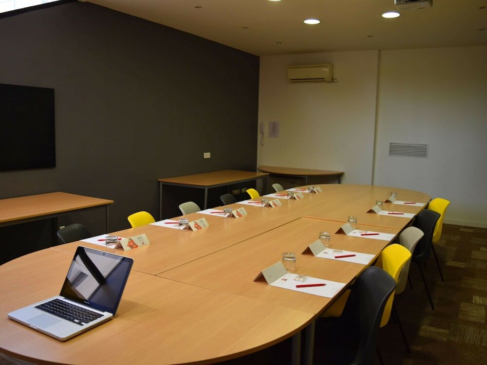 Фото ibis Montpellier Centre Polygone