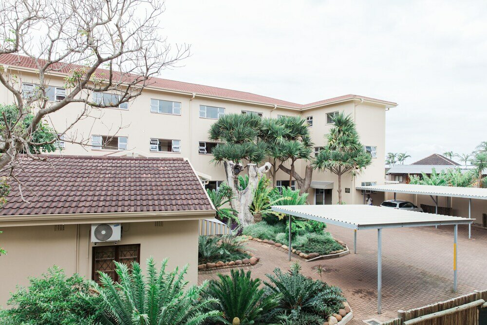 Фото Umthunzi Hotel & Conference