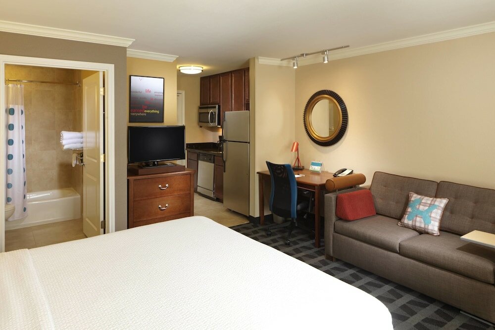 Фото TownePlace Suites by Marriott Houston Intercontinental Arpt