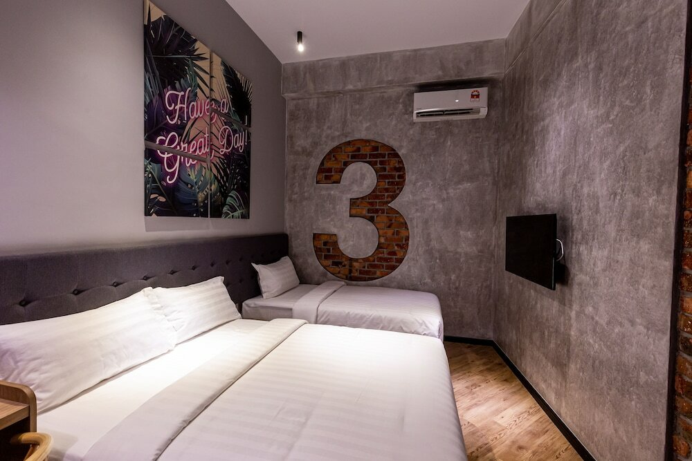 Фото Brown Hotel