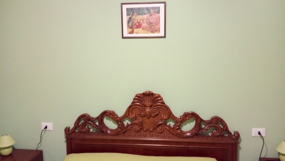 Фото Stazione di Palermo affitti